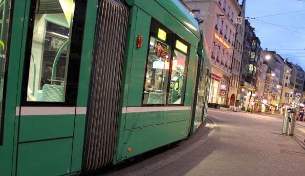 BINARYCUBE GMBH - Rüchligweg 55 - 4125 Riehen – Basel  - Schweiz // Vollumfängliche Informatiklösungen / ERP / CRM / Applikationen / Datenbanken / Konzeptionierung / Gesamt-Koordinationen / Erhaltungsplanung / Ingenieurwesen / Netzwerk / Software-Entwicklung / Schulungen / Projektportfolio / Infrastruktur-Koordination / GIS / Schnittstellen und weiteres