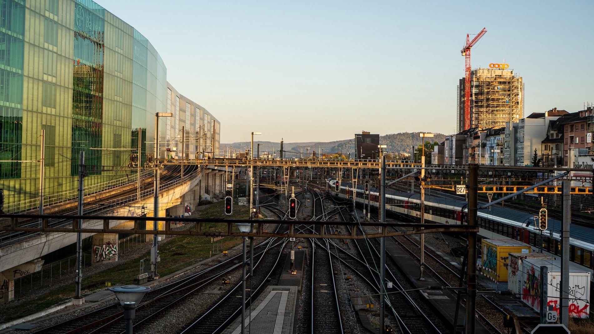 BINARYCUBE GMBH - Rüchligweg 55 - 4125 Riehen – Basel  - Schweiz // Vollumfängliche Informatiklösungen / ERP / CRM / Applikationen / Datenbanken / Konzeptionierung / Gesamt-Koordinationen / Erhaltungsplanung / Ingenieurwesen / Netzwerk / Software-Entwicklung / Schulungen / Projektportfolio / Infrastruktur-Koordination / GIS / Schnittstellen und weiteres