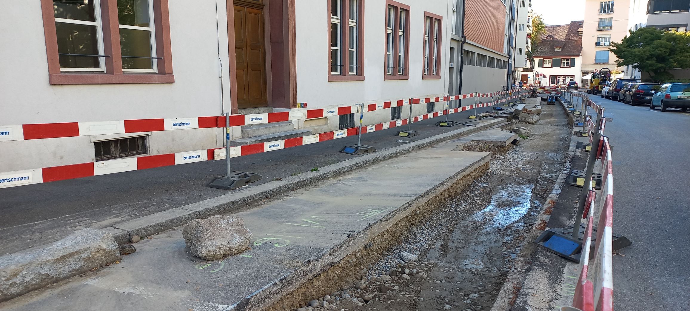 BINARYCUBE GMBH - Rüchligweg 55 - 4125 Riehen – Basel  - Schweiz // Vollumfängliche Informatiklösungen / ERP / CRM / Applikationen / Datenbanken / Konzeptionierung / Gesamt-Koordinationen / Erhaltungsplanung / Ingenieurwesen / Netzwerk / Software-Entwicklung / Schulungen / Projektportfolio / Infrastruktur-Koordination / GIS / Schnittstellen und weiteres